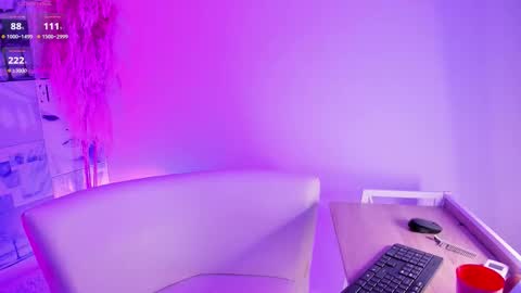 Snapshot of imleana chatting on October 23, 2025, 9:02 pm Leana online show from October 23, 2025, 9:02 pm