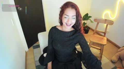 Snapshot of immia_rosse chatting on May 11, 2026, 10:51 pm mia --------- COL TIME online show from May 11, 2026, 10:51 pm