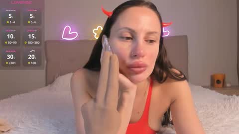 immolly1 online show from October 28, 2025, 9:35 am