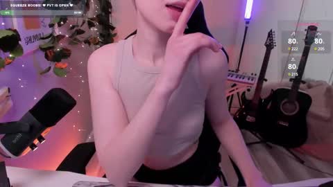 Mia online show from February 18, 2025, 12:49 pm