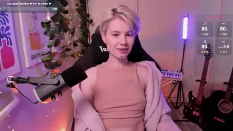 Mia online show from February 23, 2025, 10:17 am