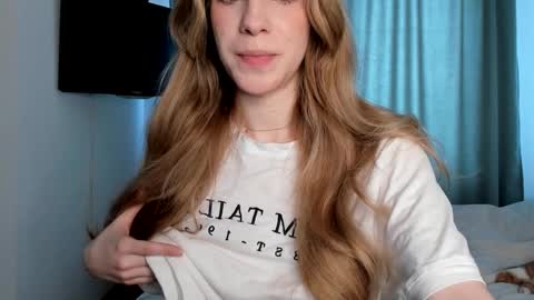 my name Imo  Fansly  online show from February 18, 2025, 5:42 am