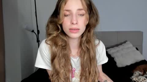 my name Imo  Fansly  online show from September 19, 2025, 4:40 pm