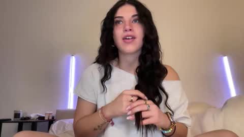 RUBYY 3 online show from April 18, 2026, 5:28 pm