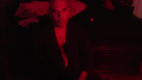 I use to be imeverythingandnothing online show from December 17, 2024, 3:06 am