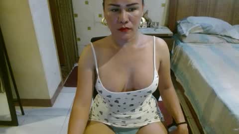 Snapshot of imyourfantasy10 chatting on May 5, 2026, 1:57 am charmel online show from May 5, 2026, 1:57 am