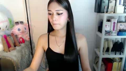 Aki online show from April 26, 2026, 9:40 am