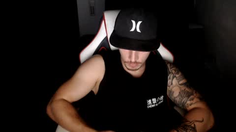 incognitobanditoxx online show from July 28, 2026, 8:52 pm