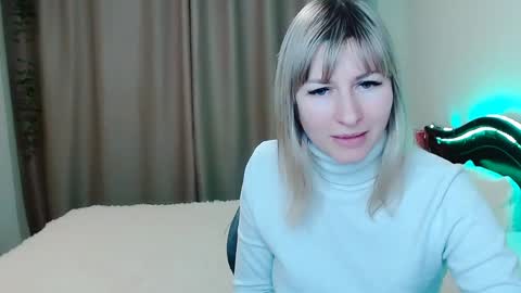 incredible_ariela online show from December 3, 2024, 2:05 pm