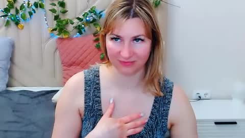 incredible_ariela online show from April 11, 2026, 12:37 am