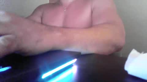 Snapshot of incrediblesexy10 chatting on May 10, 2026, 1:33 am IncredibleSexy online show from May 10, 2026, 1:33 am