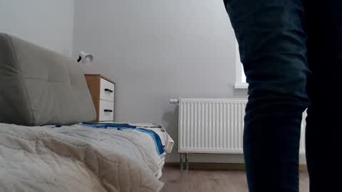 Della online show from February 1, 2025, 10:48 am