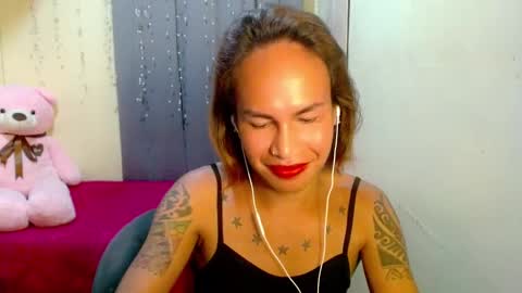 Snapshot of indaypakay_ts chatting on March 12, 2025, 8:41 am Pakay online show from March 12, 2025, 8:41 am