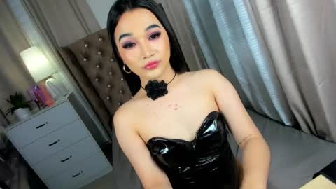 Snapshot of indestructabletrixie chatting on December 22, 2024, 12:38 pm indestructabletrixie online show from December 22, 2024, 12:38 pm