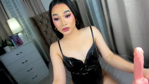 Snapshot of indestructabletrixie chatting on December 24, 2024, 4:40 pm indestructabletrixie online show from December 24, 2024, 4:40 pm