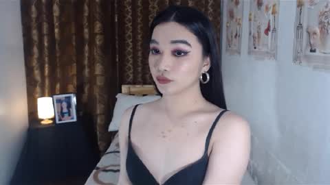 Snapshot of indestructabletrixie chatting on January 13, 2025, 5:02 pm indestructabletrixie online show from January 13, 2025, 5:02 pm