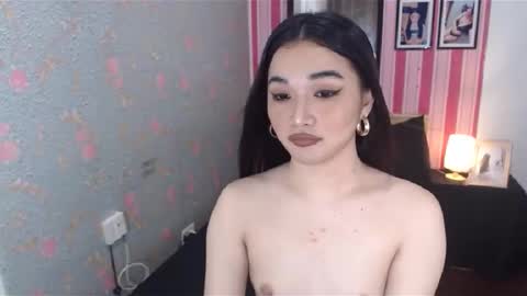 Snapshot of indestructabletrixie chatting on February 22, 2025, 12:51 pm indestructabletrixie online show from February 22, 2025, 12:51 pm