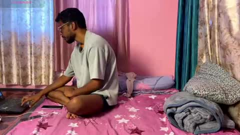 new indian couple online show from June 19, 2026, 12:48 am