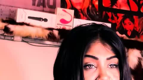 Snapshot of indian_dreamgirl chatting on October 26, 2025, 3:07 pm Bella Ambrosia online show from October 26, 2025, 3:07 pm