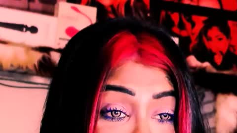 Snapshot of indian_dreamgirl chatting on November 8, 2025, 1:06 am Bella Ambrosia online show from November 8, 2025, 1:06 am