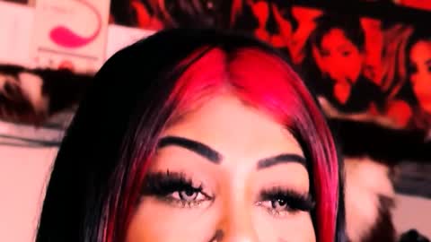 Snapshot of indian_dreamgirl chatting on November 10, 2025, 7:02 pm Bella Ambrosia online show from November 10, 2025, 7:02 pm