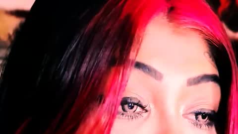 Snapshot of indian_dreamgirl chatting on November 15, 2025, 12:19 am Bella Ambrosia online show from November 15, 2025, 12:19 am