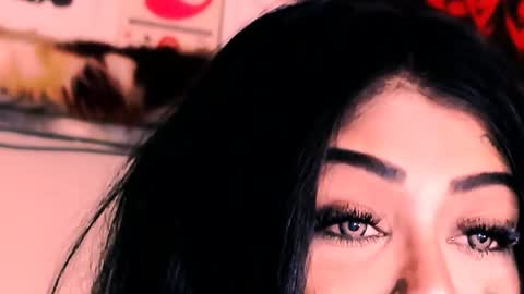 Snapshot of indian_dreamgirl chatting on November 24, 2025, 10:53 pm Bella Ambrosia online show from November 24, 2025, 10:53 pm