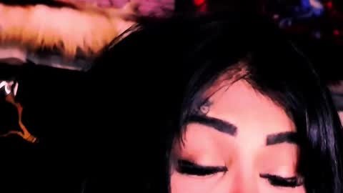Bella Ambrosia online show from May 7, 2026, 1:44 am