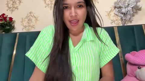 Snapshot of indian_meenakshi_69 chatting on May 6, 2026, 4:19 am priya online show from May 6, 2026, 4:19 am