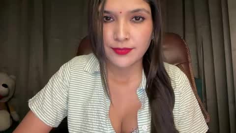 Snapshot of indian_meenakshi_69 chatting on May 10, 2026, 8:14 pm priya online show from May 10, 2026, 8:14 pm