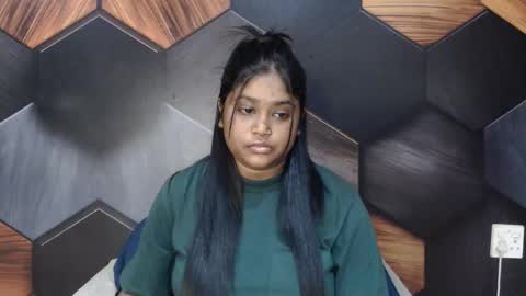 Melz online show from May 4, 2026, 7:15 am