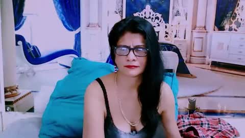 Femiez online show from December 2, 2024, 5:26 am