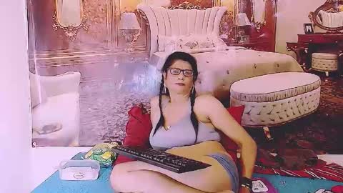 Femiez online show from May 19, 2026, 9:26 am