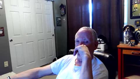 Papa online show from November 19, 2025, 7:25 pm