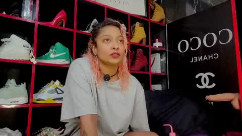 Nikki online show from June 22, 2026, 12:02 pm
