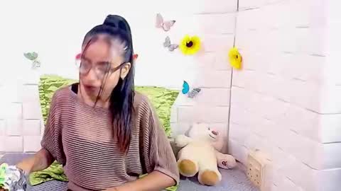 Snapshot of indianbootylicious1 chatting on January 19, 2026, 5:22 am nala online show from January 19, 2026, 5:22 am
