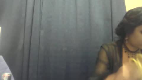 Snapshot of indiancutiexo chatting on September 29, 2025, 10:36 pm indiancutiexo online show from September 29, 2025, 10:36 pm