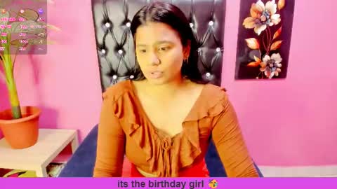 PARADISEQUEEN online show from July 29, 2026, 7:28 am