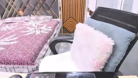 indiankittey online show from July 22, 2026, 2:36 am