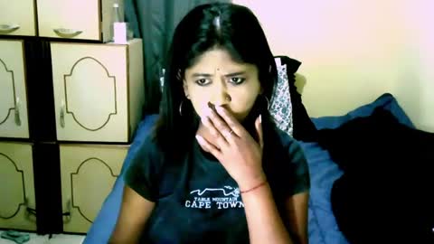Snapshot of indianpleasures21 chatting on July 6, 2026, 6:32 pm indianpleasures21 online show from July 6, 2026, 6:32 pm