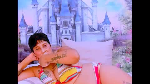 roxy online show from February 10, 2025, 6:35 pm