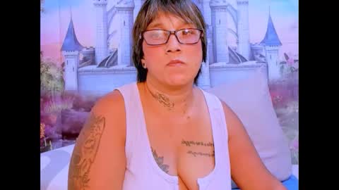 roxy online show from September 10, 2025, 2:11 am