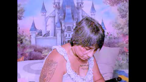 roxy online show from September 12, 2025, 1:11 pm