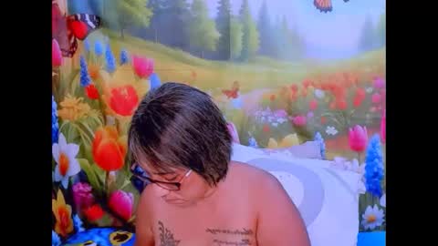 roxy online show from November 11, 2025, 7:08 am