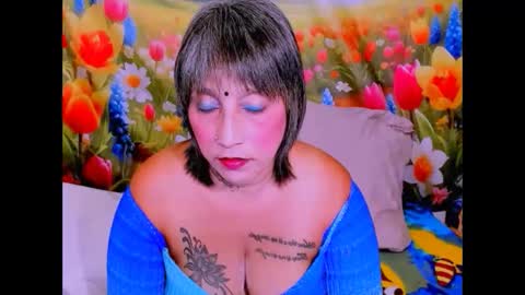 indianroxy27 online show from March 4, 2026, 6:41 am