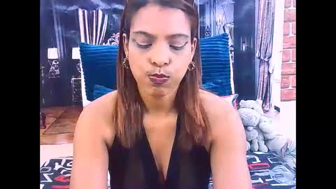 Snapshot of indiansexyass4u2luv chatting on May 21, 2026, 9:38 am indiansexyass4u2luv online show from May 21, 2026, 9:38 am