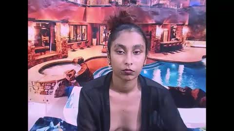 indiansexybutt4u2luv online show from April 18, 2026, 7:12 am