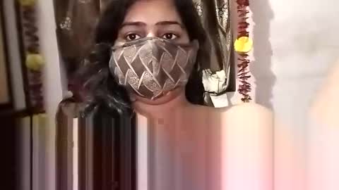 indiansexyqueen online show from September 13, 2025, 6:29 pm