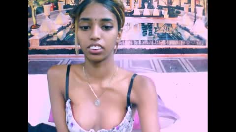 indiansexyslender4u2luv online show from January 12, 2025, 5:56 am