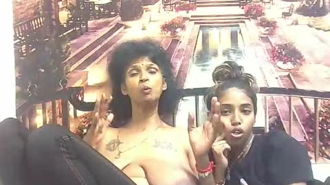 indiansexyslender4u2luv online show from January 16, 2025, 12:53 pm